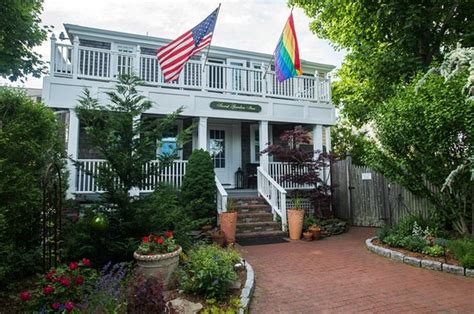 secret garden inn - bed & breakfast|secret garden inn provincetown ma.